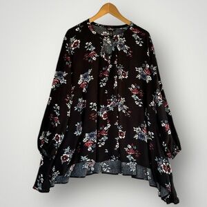 🎉5 for $45🎉 Audrey tunic top size s